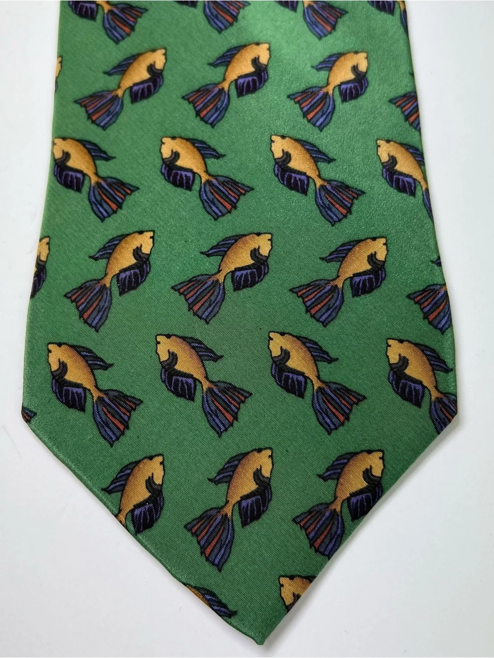 J. Garcia Vintage Mens 100% Silk Tie Made In USA Stonehenge Green Fish Necktie
